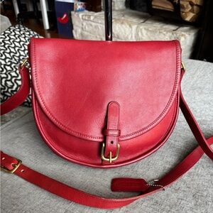 Vintage Coach Saddle, Red